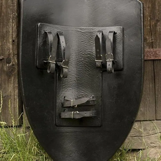 Epic Armoury LARP Leeuwenschild Groen/wit/zwart 4 Epic Armoury LARP Leeuwenschild Groen/wit/zwart - Afbeelding 2