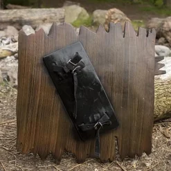 Epic Armoury LARP Plankschild -Larp wapens Winkel larp plankschild 1