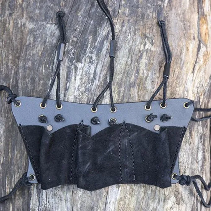 Epic Armoury Riemhouder Voor 3 LARP Werpmessen, Zwart 3 Epic Armoury Riemhouder Voor 3 LARP Werpmessen, Zwart